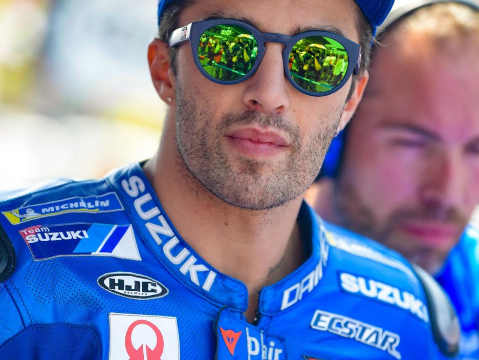 29-andrea-iannone-ita_ds52779.gallery_full_top_fullscreen